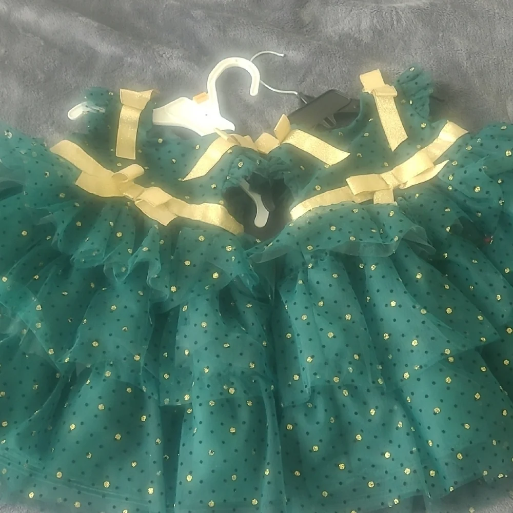 Blueberi Boulevard Green and Gold Formal Dresses (2) For Twin Girls